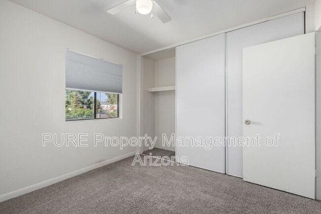 Building Photo - 5995 N 78th St