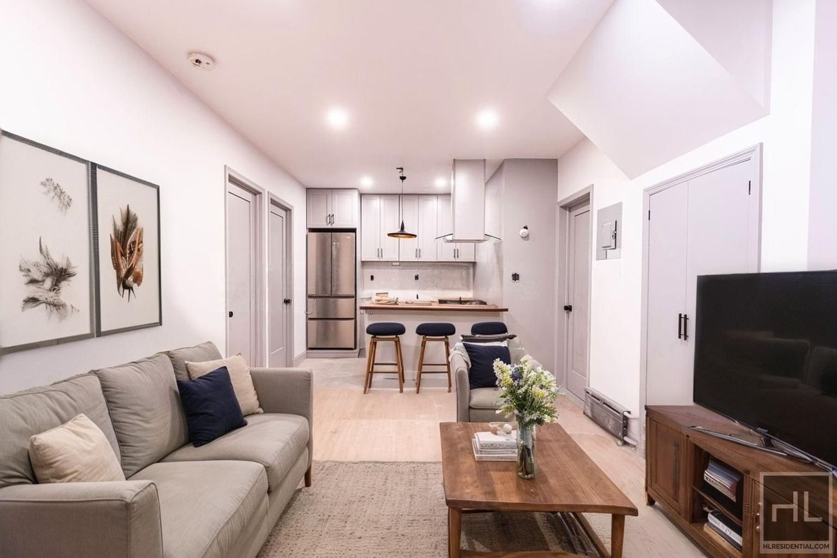 Building Photo - ESSEX STREET