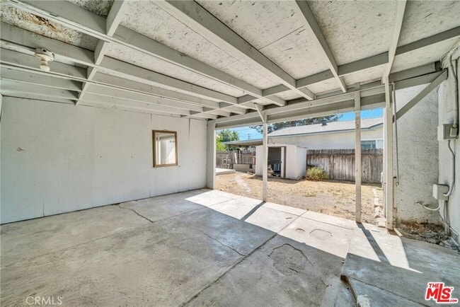 Building Photo - 338 S 3rd Ave