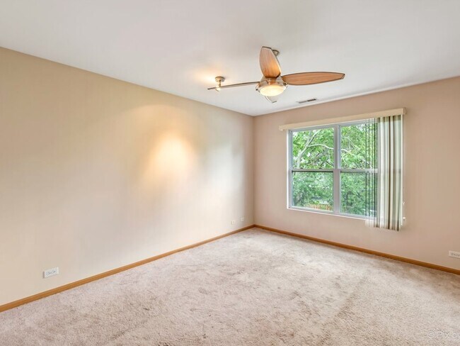 Building Photo - 4909 Spencer Ave