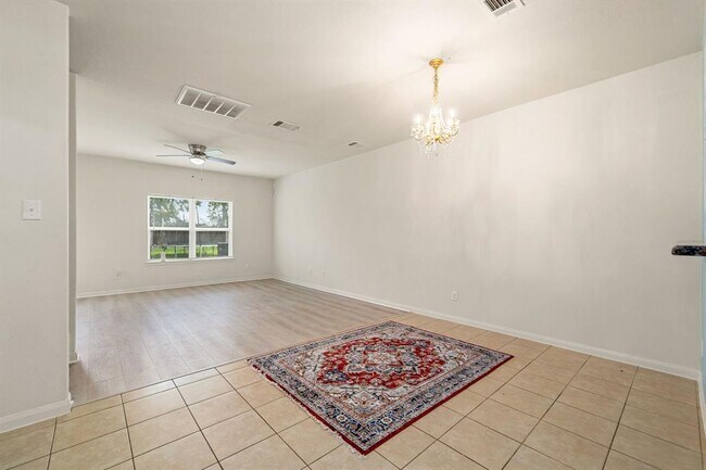 Building Photo - 1331 Diamond Drape Dr