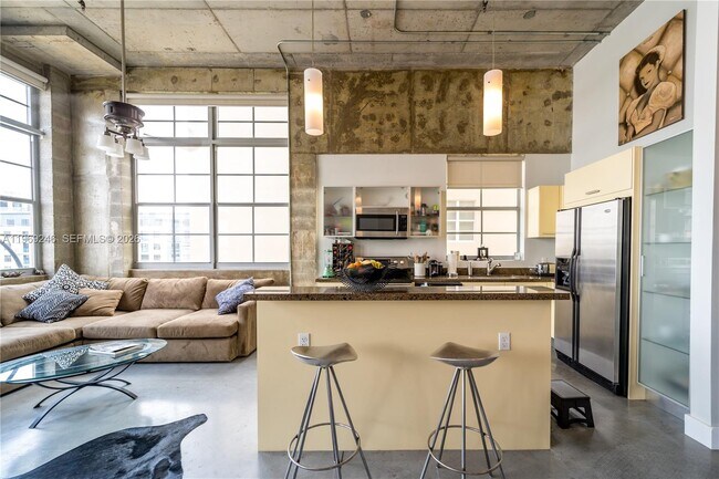 Building Photo - 444 NW 1st Ave