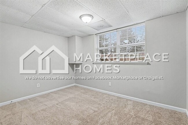 Building Photo - 289 Highlander Way