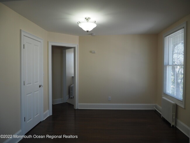 Building Photo - 74 Norwood Ave