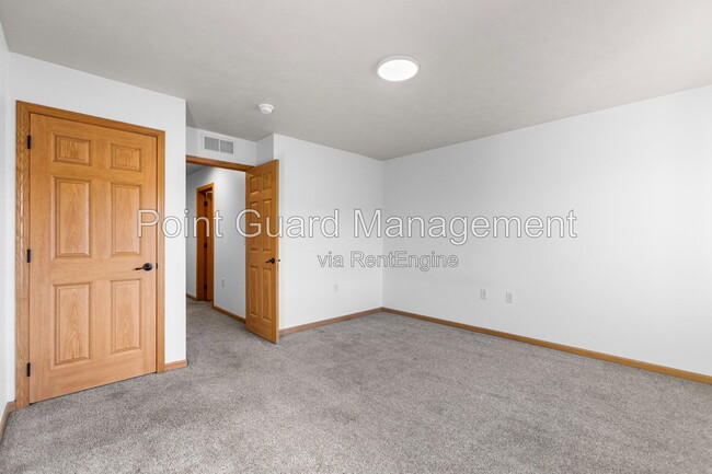 Building Photo - 2600 N Career Ave