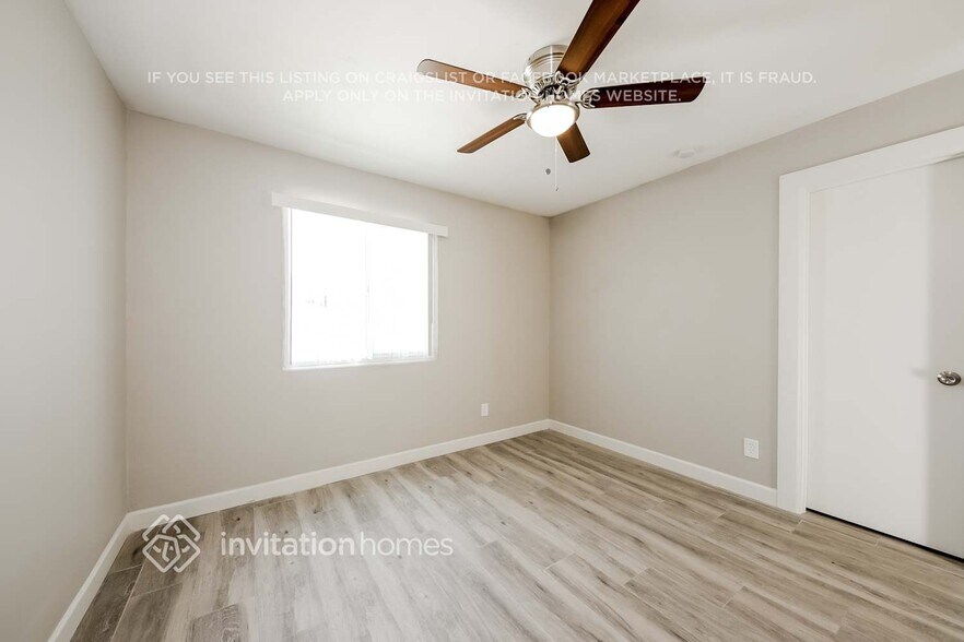 Building Photo - 4038 W Townley Ave