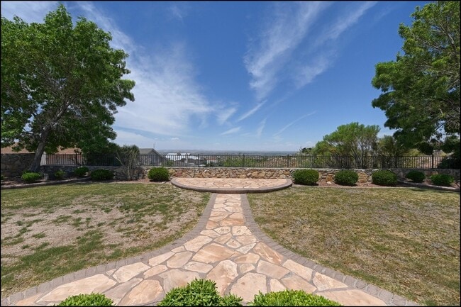 Building Photo - 1435 Cloud Ridge Dr
