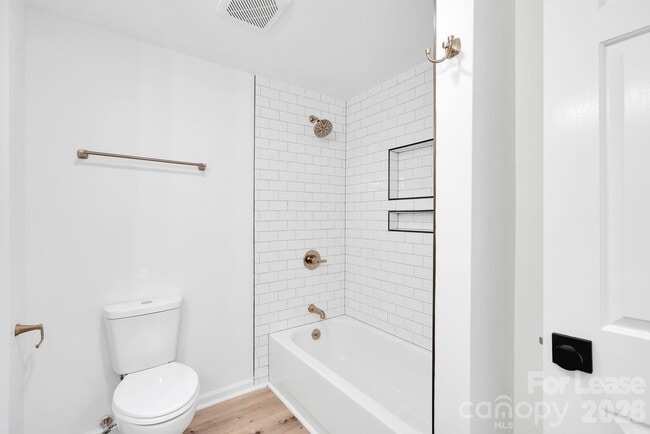 Building Photo - 7404 Shadowlake Dr