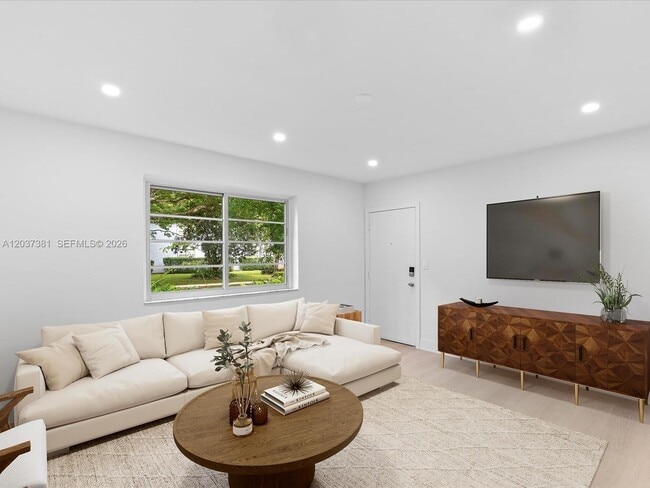 Building Photo - 5625 SW 80th St