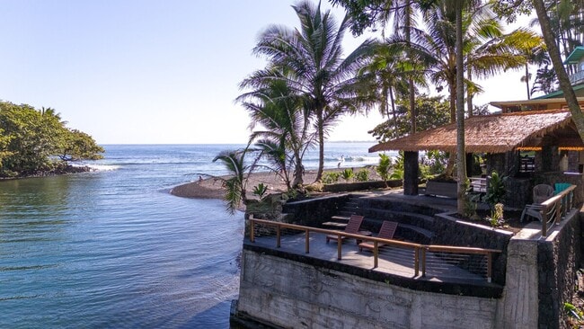 Building Photo - Oceanfront Estate: The Honolii Hale
