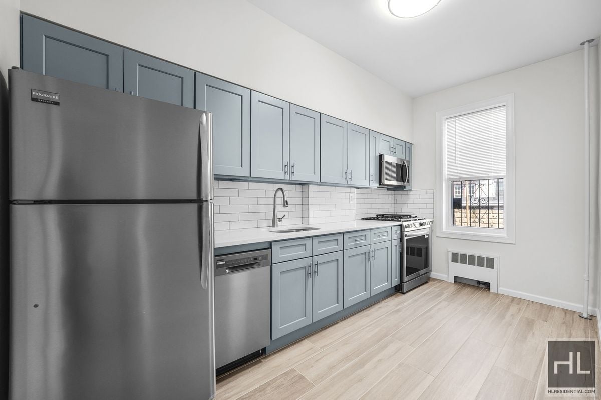 Building Photo - 78 STREET