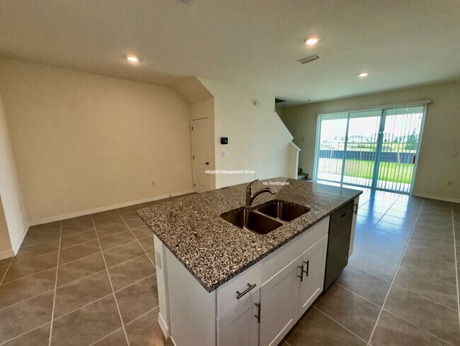 Building Photo - 1393 Isleta Lp
