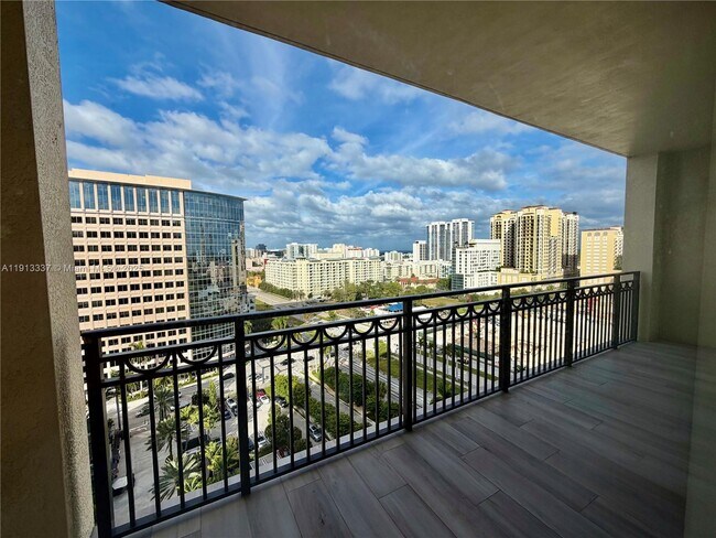 Building Photo - 550 Okeechobee Blvd