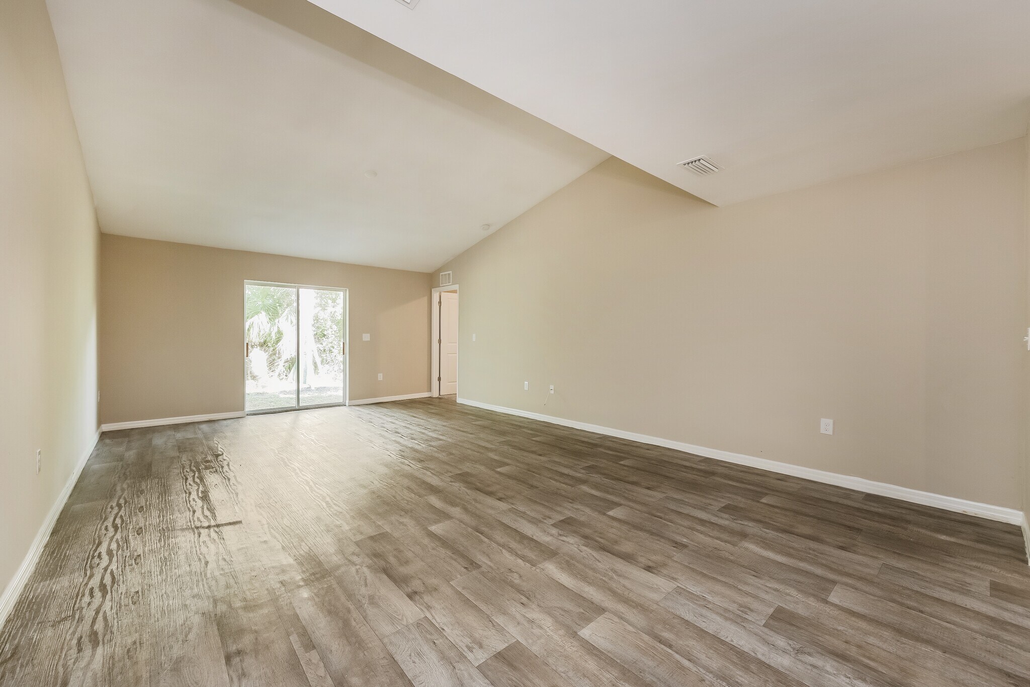 Building Photo - 9000 Aegean Cir