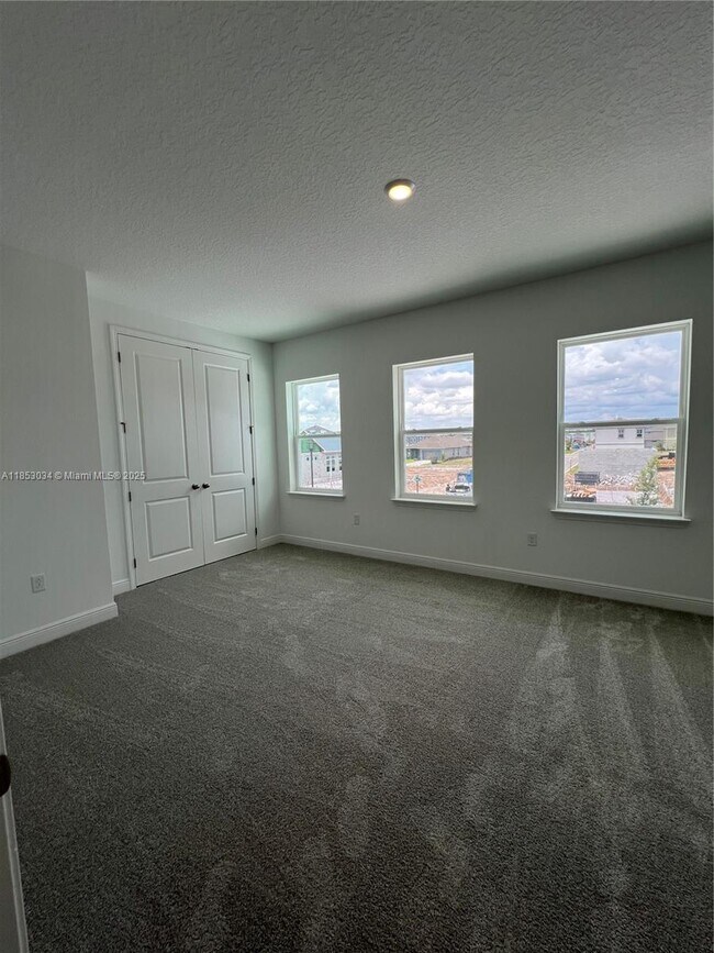 Building Photo - 10100 Ballast Dr