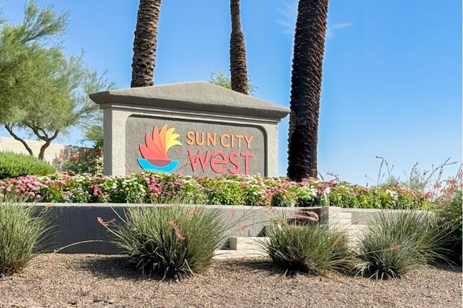 Building Photo - 3Bed/3Bath Home in 55+ Community in Sun Ci...