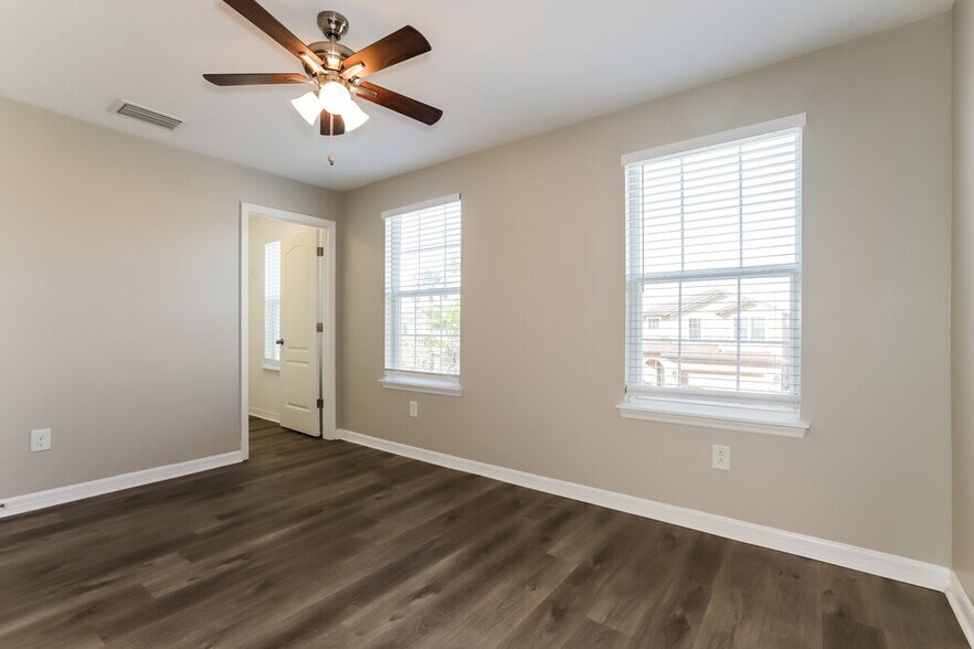 Building Photo - 11139 Abaco Island Ave