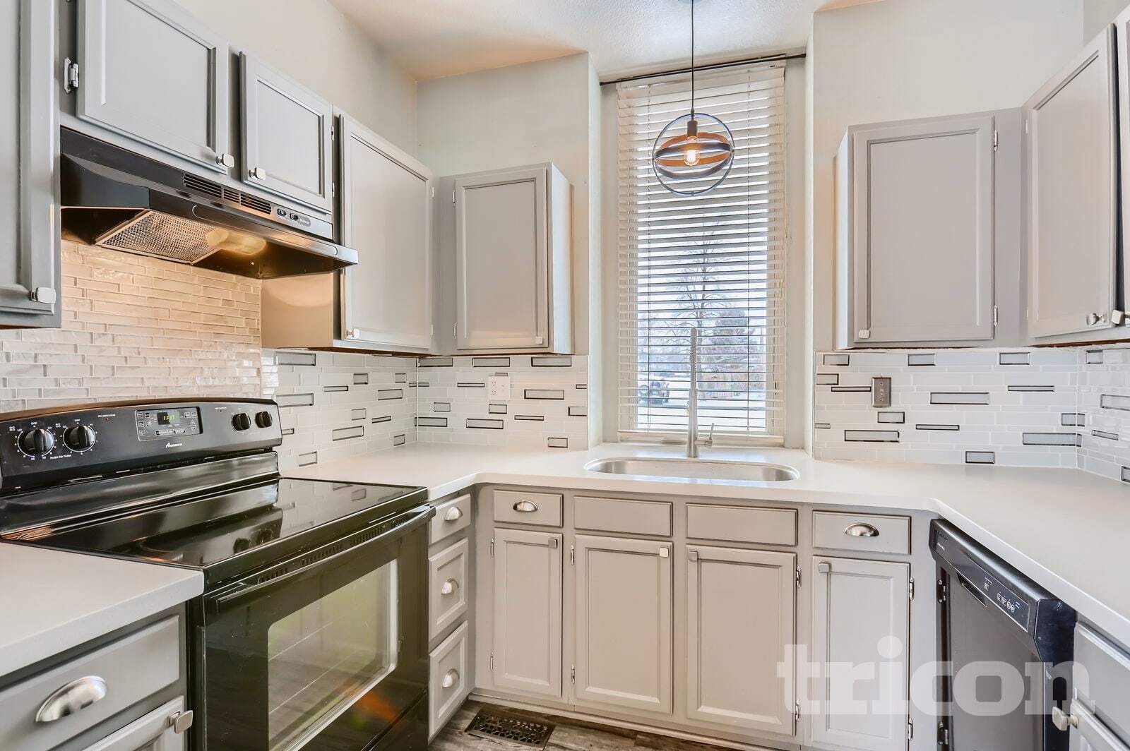 Building Photo - 19897 E Brown Pl