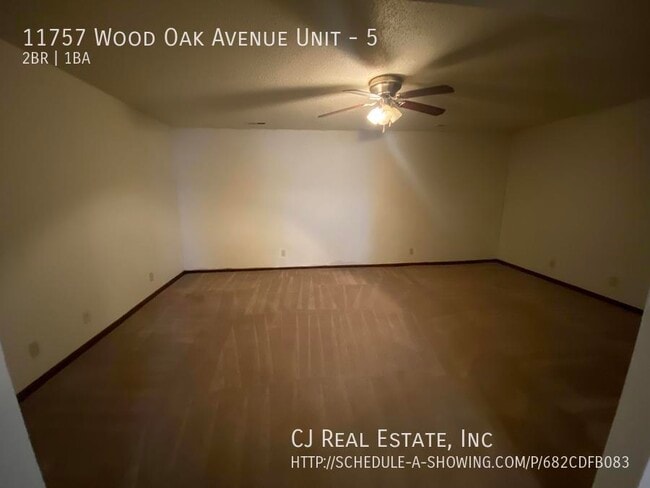 Building Photo - 11757 Wood Oak Ave