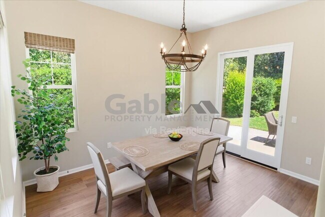 Building Photo - 26882 Greenleaf Ct