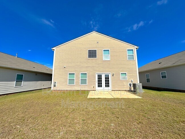 Building Photo - 137 Willow Valley Dr