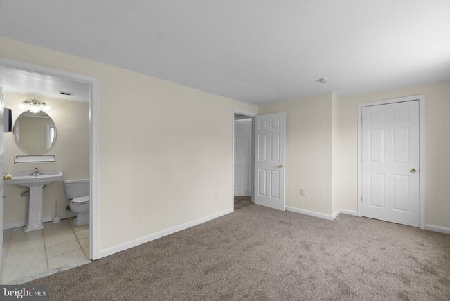 Building Photo - 10289 Daystar Ct