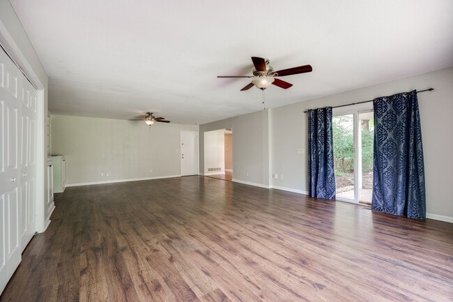Building Photo - 5781 King Arthur Dr