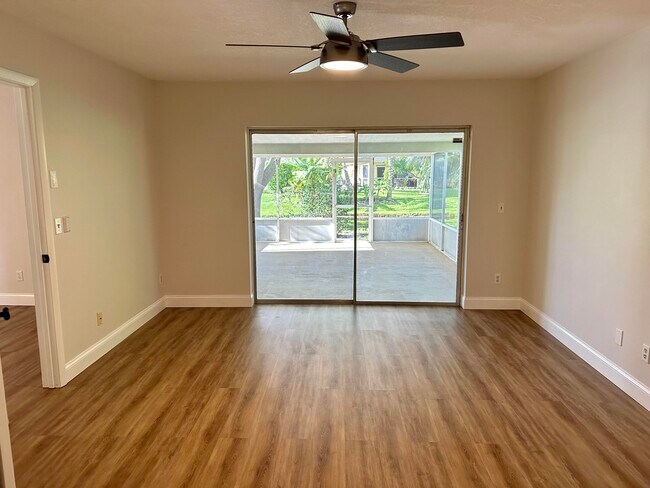 Building Photo - 124 Stillwater Cir