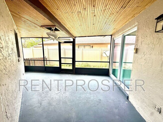 Building Photo - 1103 Dappled Elm Ln