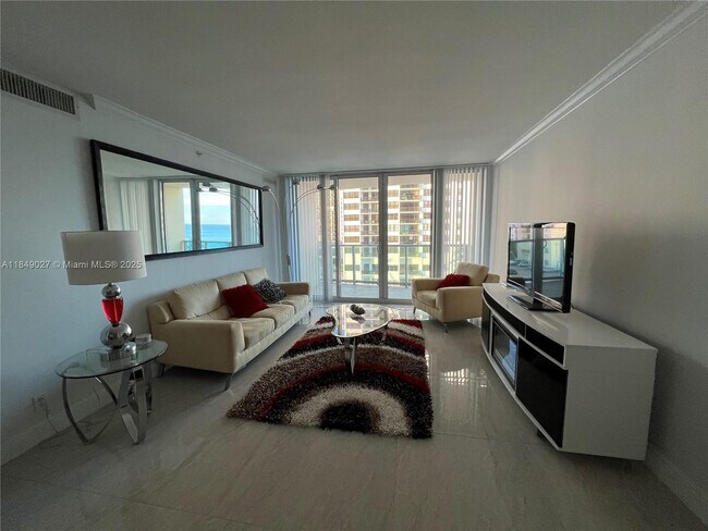 Building Photo - 2501 S Ocean Dr