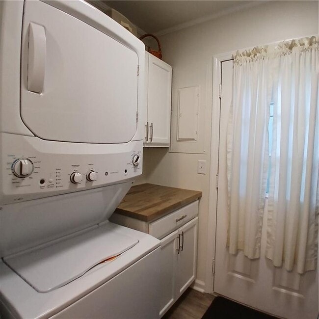 Building Photo - 605 Marshview Cir Dr