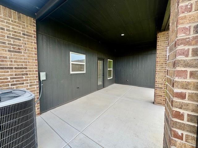 Building Photo - 3125 Mt Nebo Dr