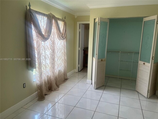 Building Photo - 5827 NW 197th Terrace