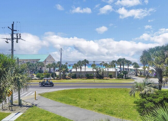 Building Photo - 3175 Scenic Hwy 98