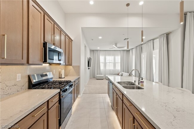 Building Photo - 684 Ambridge Dr