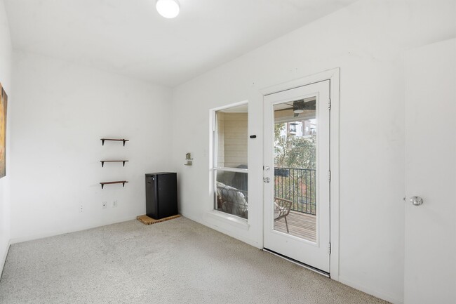 Building Photo - 1714 W Webster St