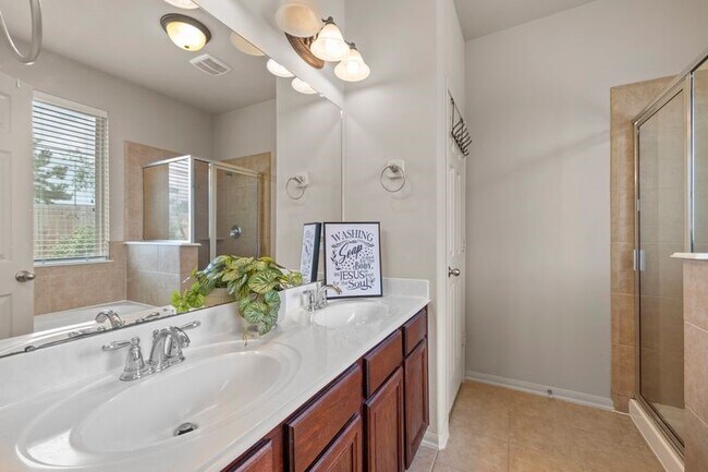 Building Photo - 12610 Redbud Villa Lane