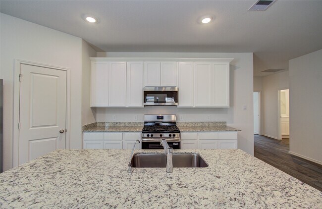 Building Photo - 3803 Zoeys Wy