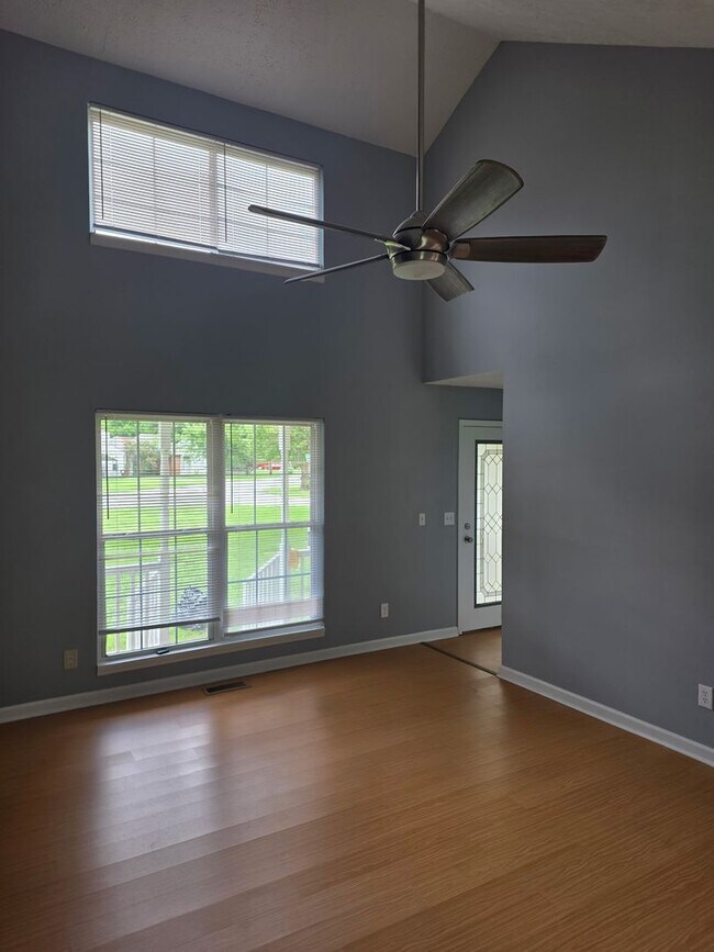 Building Photo - Three bedroom two bath Mt. Juliet just remodeled only $2,100