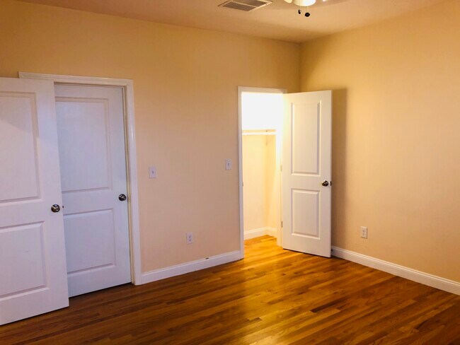 Building Photo - 100 Fellsway W