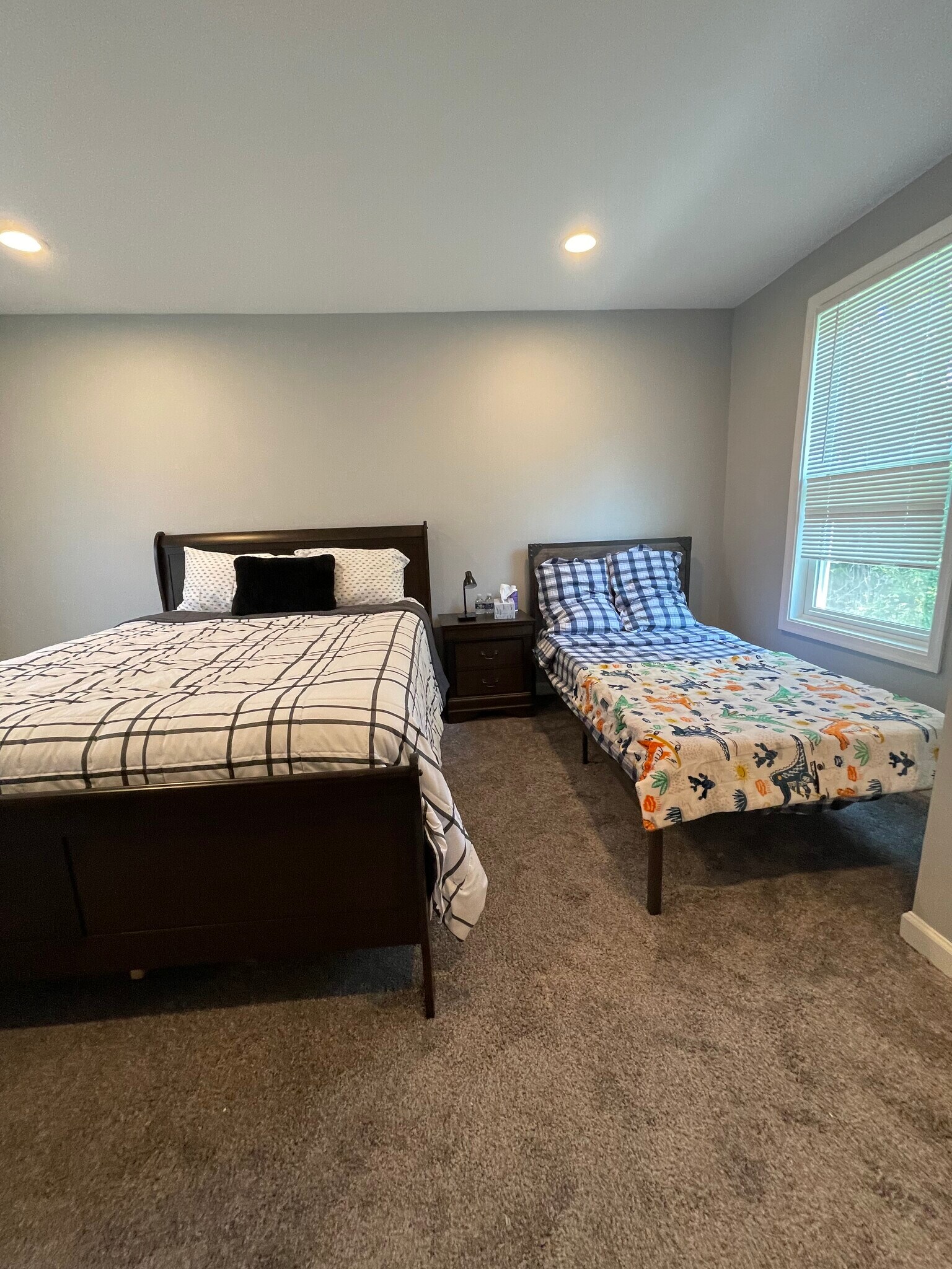 Building Photo - 1701 Spence St