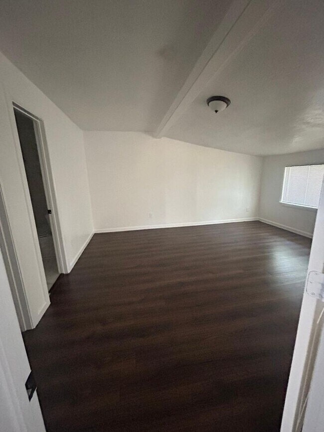 Building Photo - Gorgeous all renovated Home in Richwood, TX