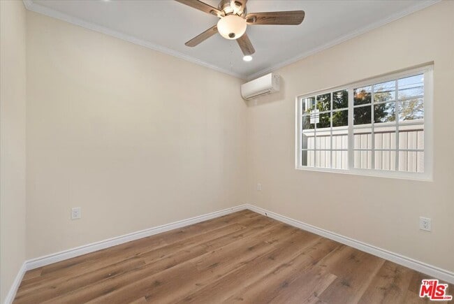 Building Photo - 2207 W 20th St