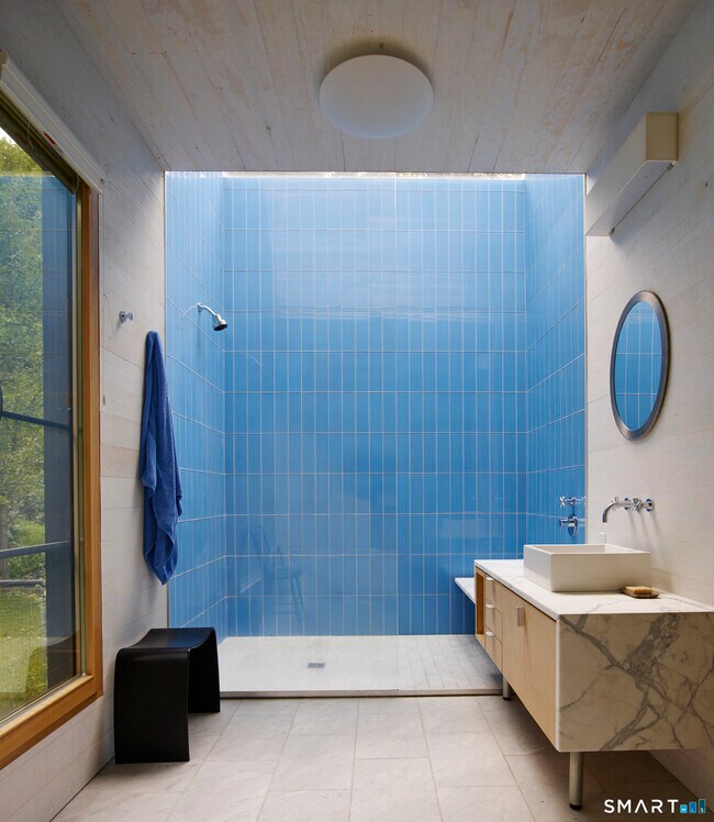 Building Photo - 155 W Morris Rd