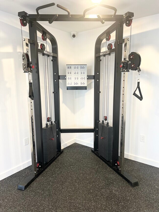 Building Photo - 179 Butternut St