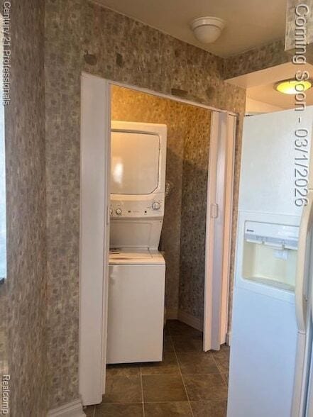 Building Photo - 5000 Town Center Dr