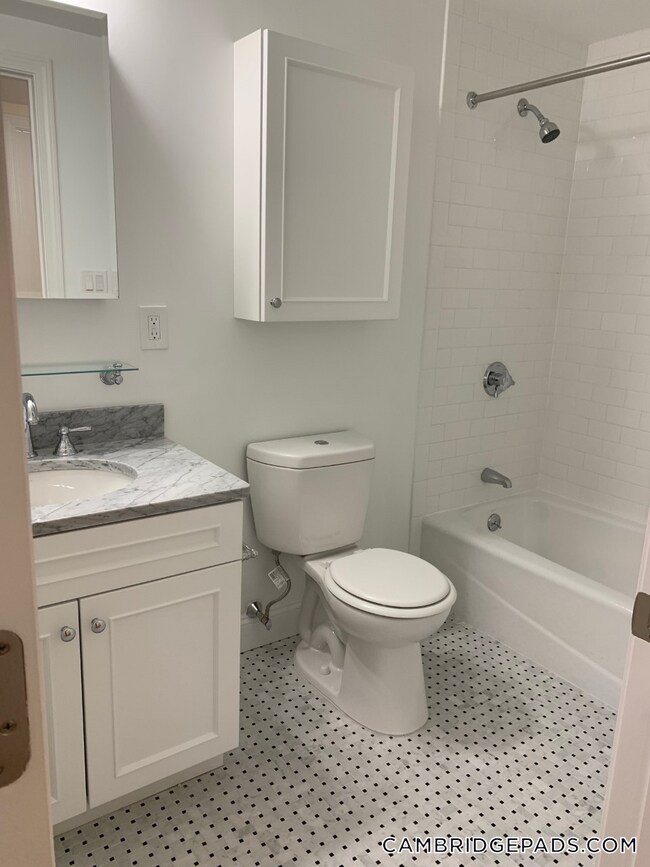 Building Photo - 22 Chauncy St