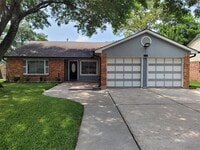 Building Photo - 10119 Park Ln