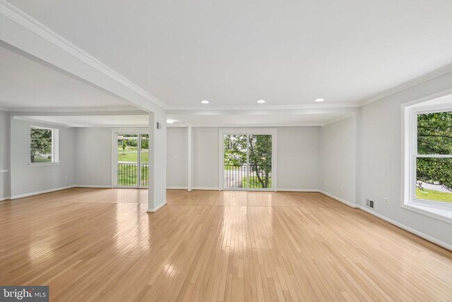 Building Photo - 9216 Moultrie Pkwy