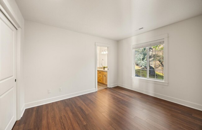 Building Photo - Spacious Happy Valley 4 Bedroom + Office Home with Valley Views, 3-Car Garage & Entertainer’s Bac...